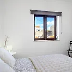 דירה A O - Augusta פניש