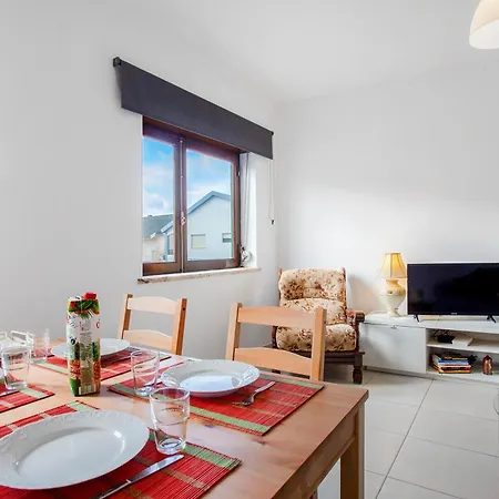 A O - Augusta Peniche